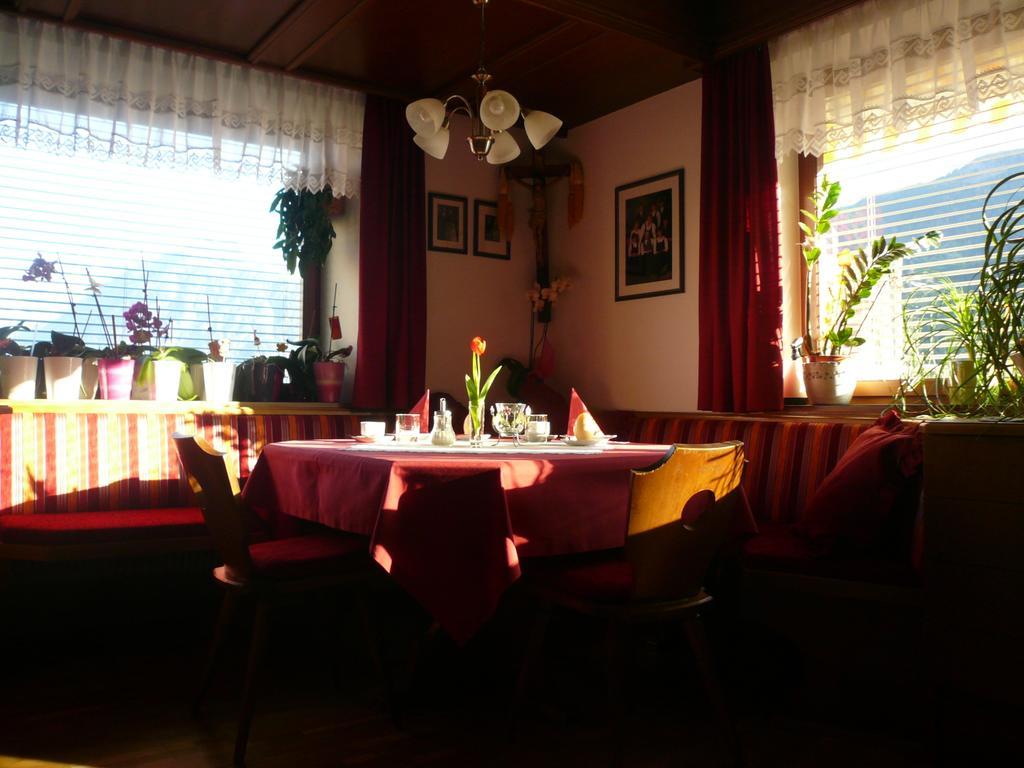 Ledererhof Villa Oberlienz Rum bild